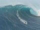 Surf extreme vague geante titanesque