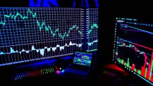 What is the best free stock trading app ?