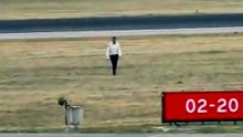 Homem salta vedação e percorre pista do aeroporto de Lisboa. Há vídeo