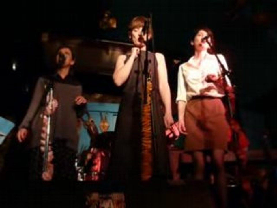 Le Ptit Cabaret de La Crevette d'Acier