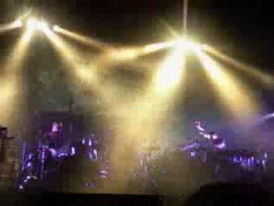 ez3kiel Split On The Ashes at lille live 2008