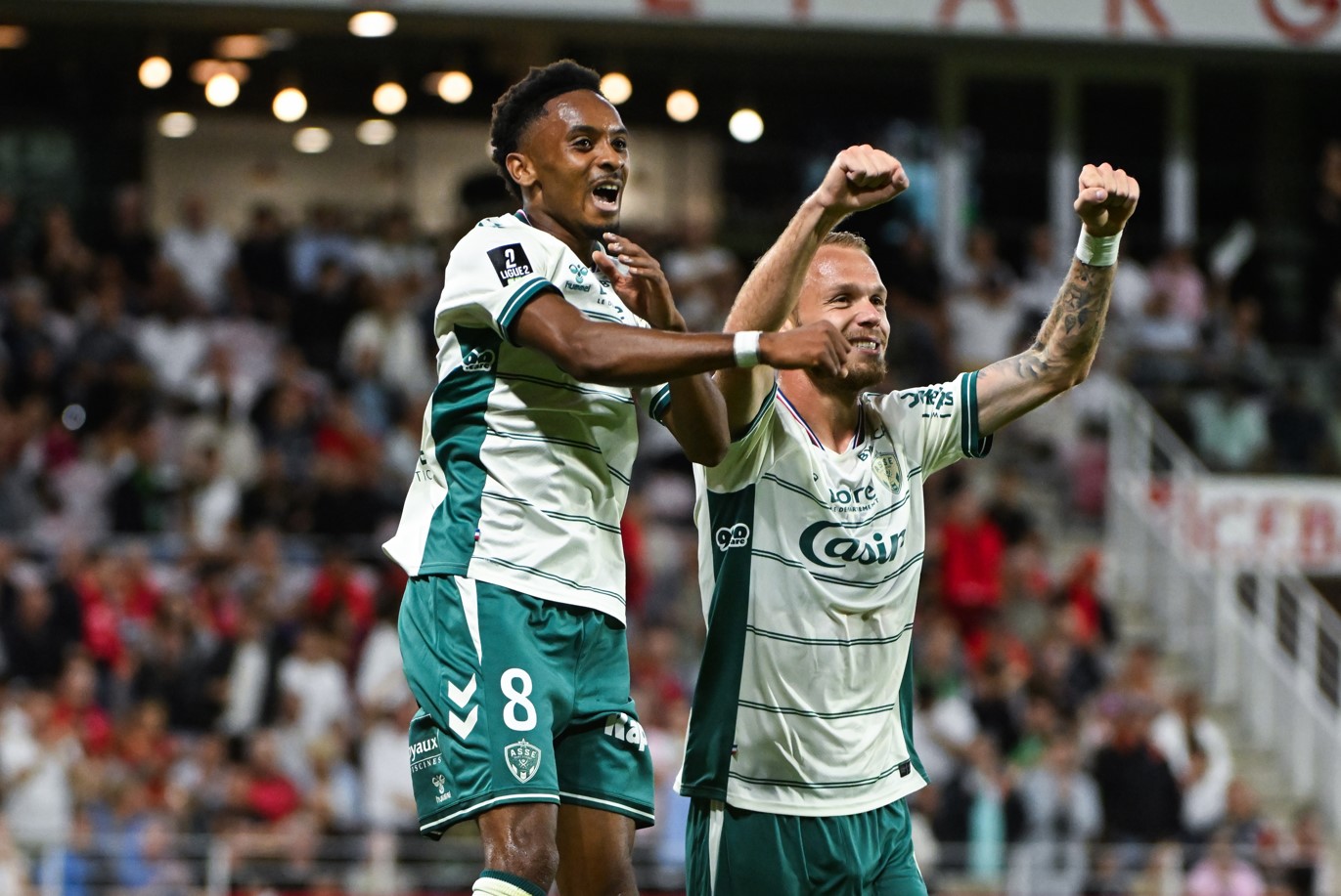Ligue 2 : Saint-Etienne s'impose dans douleur à Dijon et reste invaincu