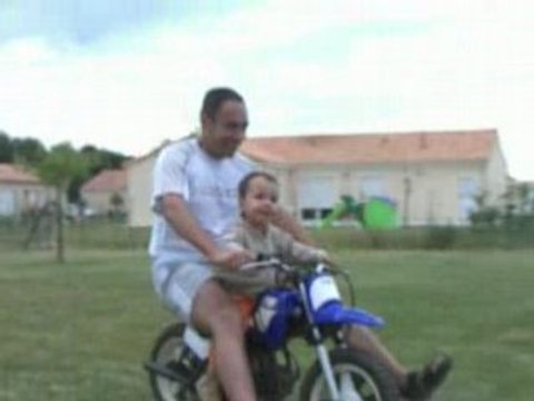 Un petit tour de moto