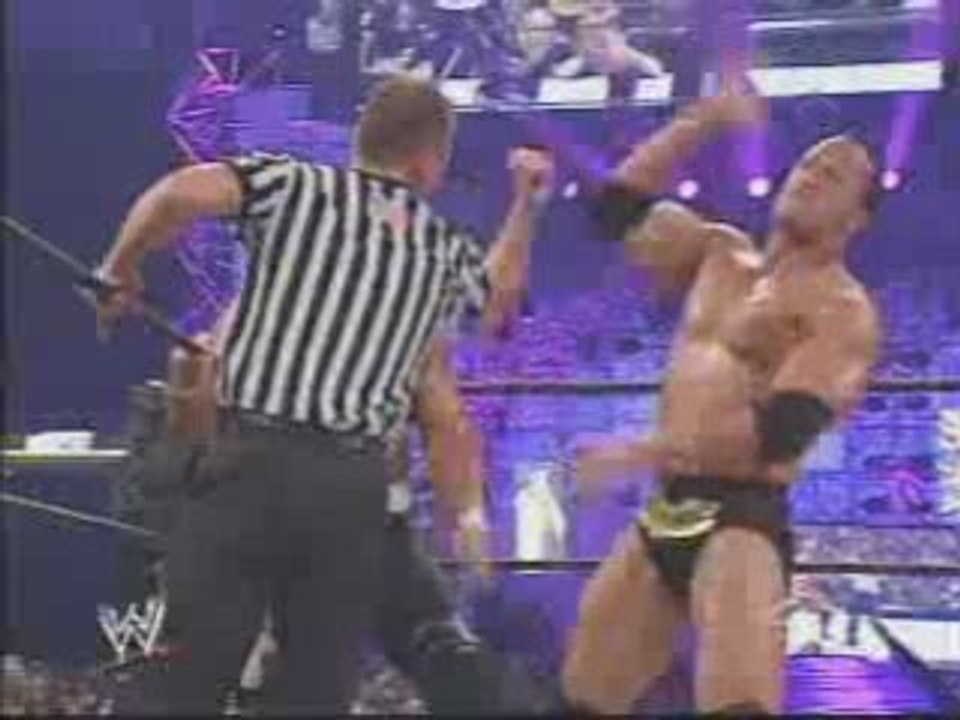 Hollywood Hulk Hogan vs. The Rock