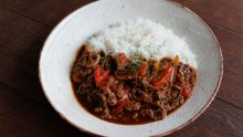 Effortless Homemade Hayashi Rice: Japanese Beef Stew Recipe Made Easy!