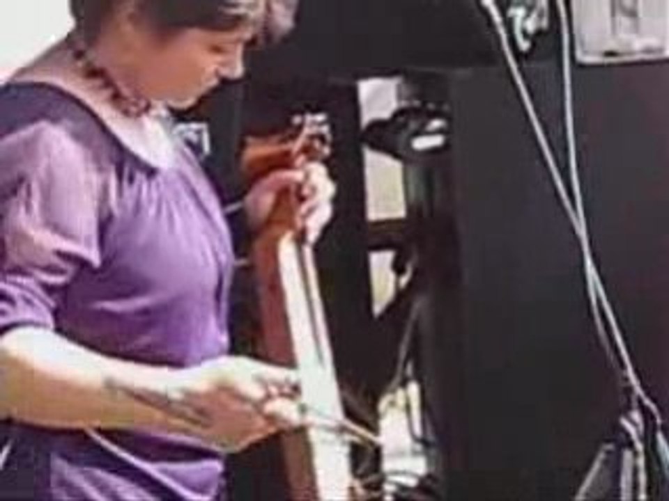 Ilknur Yakupoglu - Su Tonyanın Basina (Canli)