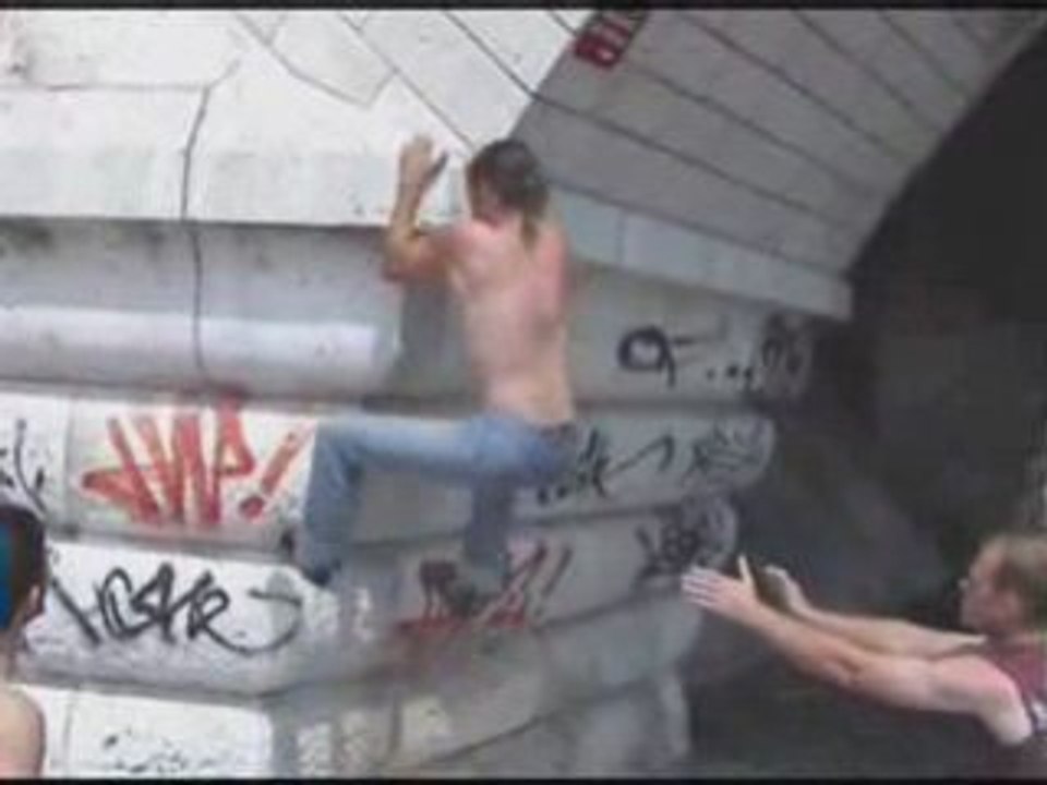 Urban climbing escalade grimpe en ville