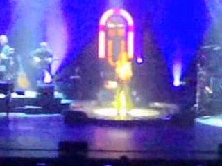 Extrait " 2' 35 de bonheur " Sylvie Vartan PDC 12 Avril 2008