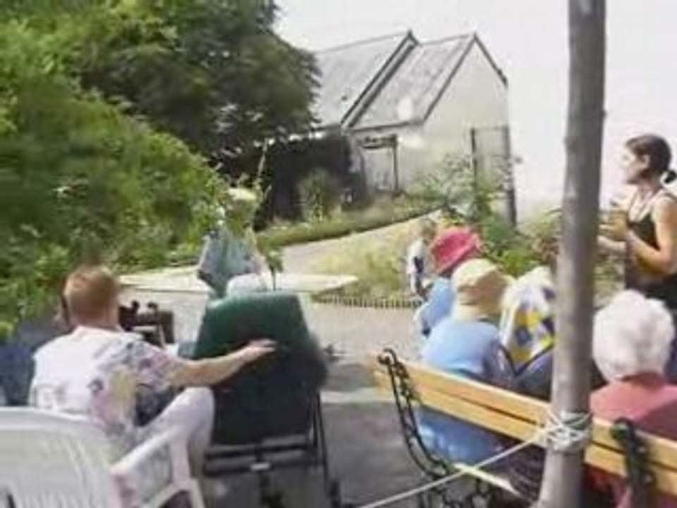 Mise en place de la chanson à la maison de retraite