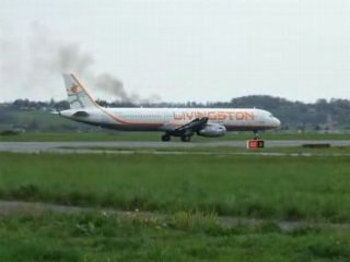 Airbus A320 Livingston