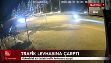 Trabzon'da motosiklet sürücüsü trafik levhasına çarptı