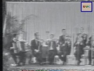 Oum Kalthoum  (part 8)ام كلثوم - بعيد عنك
