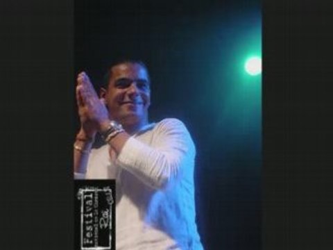 HOUARI DAUPHIN NEKHAMEM FIK