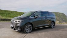 The all new electric Mercedes-Benz VLE 300 Exterior Design in Graphite grey
