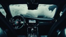 Alfa Romeo Giulia Quadrifoglio Luna Rossa Trailer