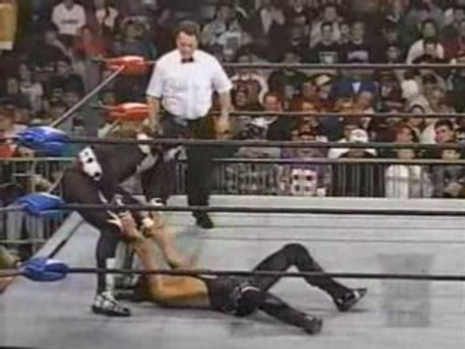 Nitro '97 - La Parka vs. Juventud Guerrera