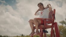Hombre al Agua - Trailer (English Subs) HD