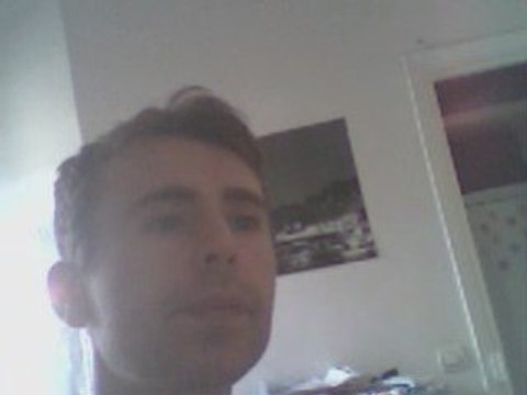 Wiwi égratigne Fais une croix sur le passé