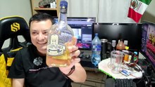 #Tertulia para mis seguidores licor de agave El Compadre en la oficina entre botanas y bebidas epico