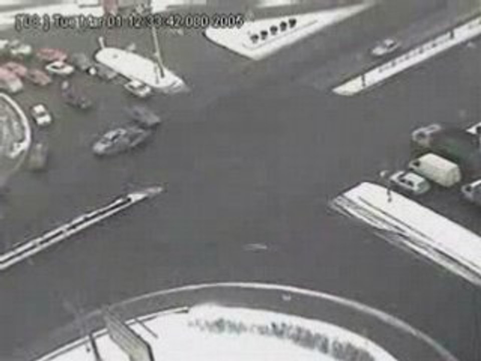 Mad Intersection -