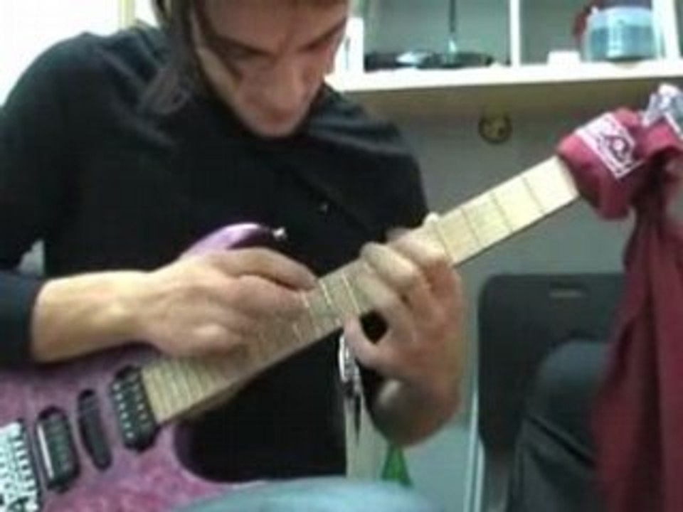 Guitar Skills - Playing Mario Bros with Tapping Technique