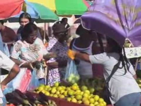 Prélude: le marché de Saint-Laurent du Maroni