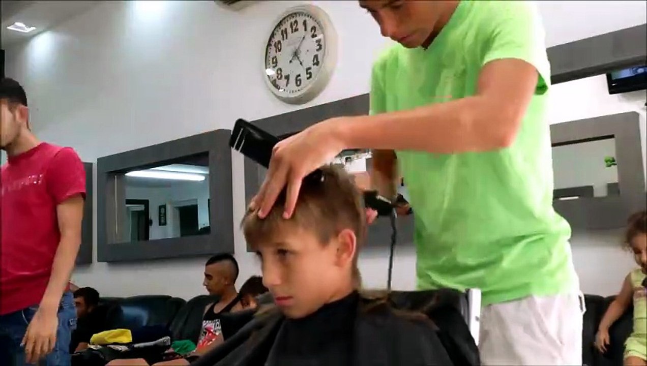 BARBERING
