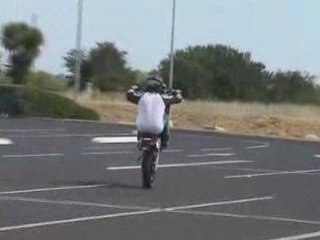 Chute avec la moto de jay