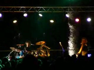 TRIBAL DANCE (à airvault 79)