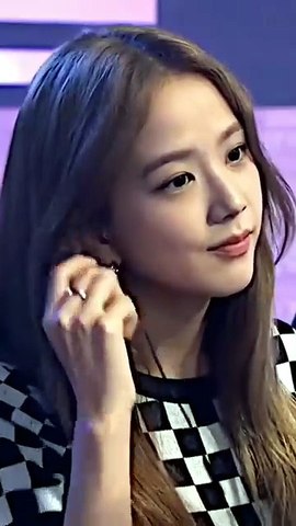jisoo black pink