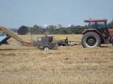 Pressage de la paille de blé avec case 5120