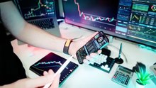 Does Coinbase allow immediate withdrawal ?