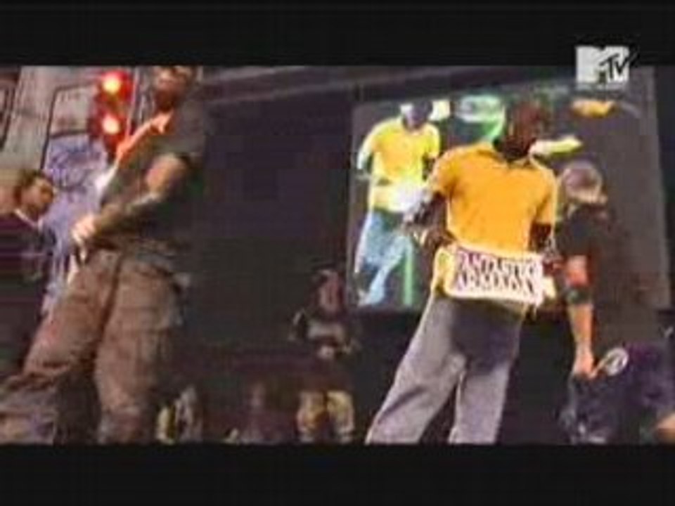 Breakdance show