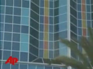 Angelina Jolie Gives Birth to Twins