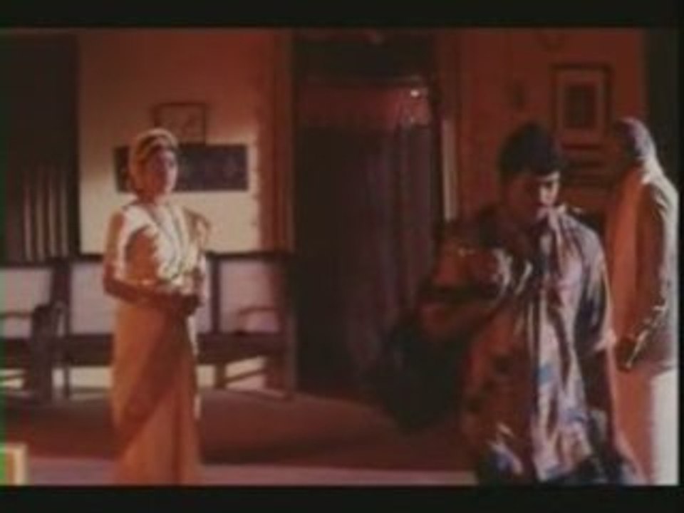 Poove Unakkaga song " Unnai Neengi "