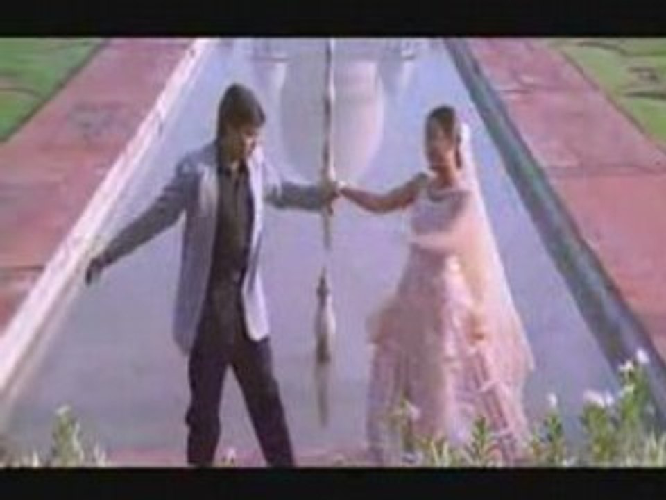 Jeans song " Poovukkul olinthirukkum "