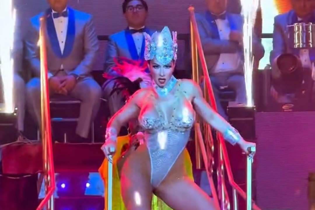 Diosa Canales debuta en México y conquista al público de “Perfume de Gardenia”