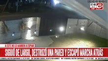 Perdió en control, destrozó un muro, retrocedió y se dio a la fuga