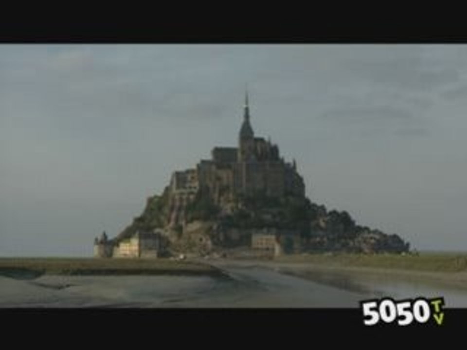 Mont St Michel : entre tourisme et spiritualité (longue)