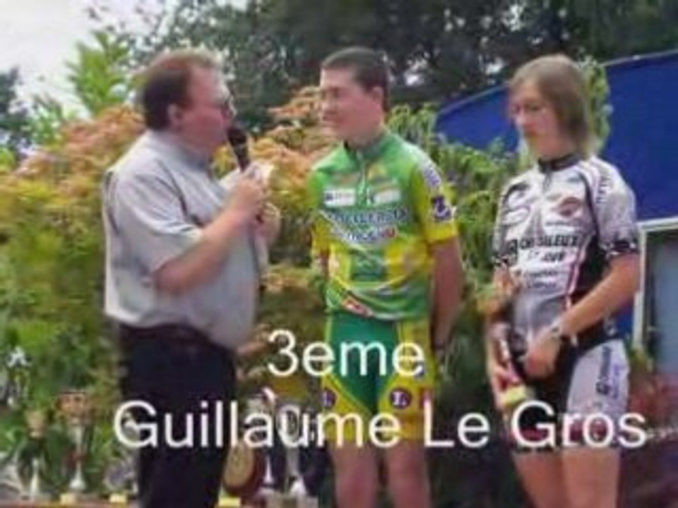 Course cycliste minimes à St Marcel