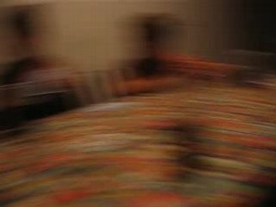 Jugando a las cartas de madrugada...