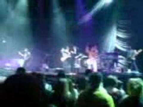 jonas brothers and avril lavigne tour 7