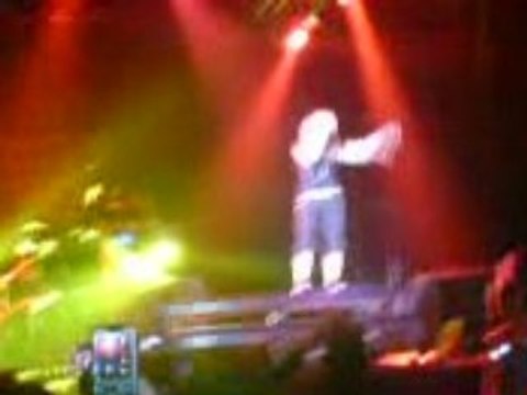 jonas brothers and avril lavigne tour 12