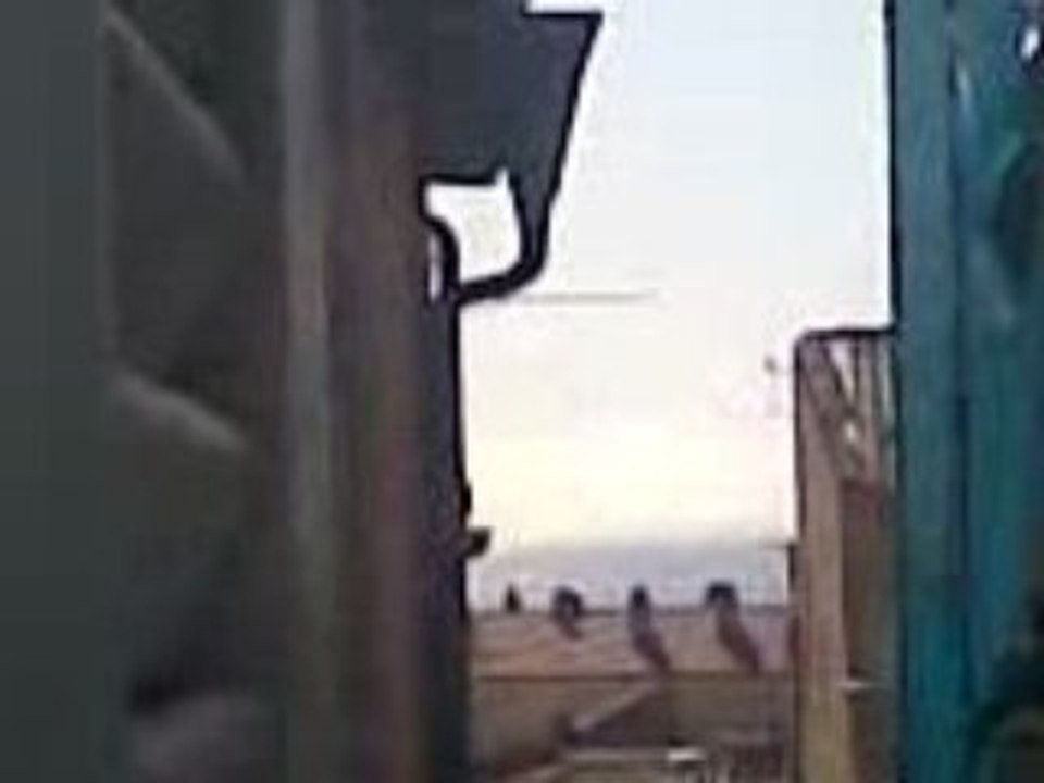 De la mer on voit mon quartier et de mon quartier on voit la