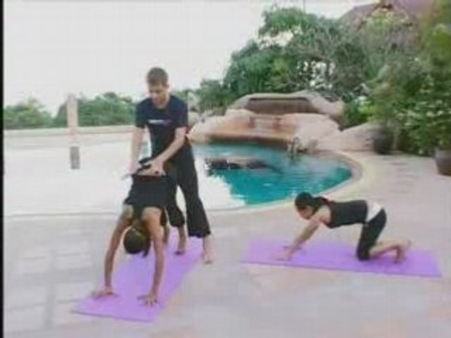 ⁣Yoga Instruction: Beginner’s Yoga Free Video