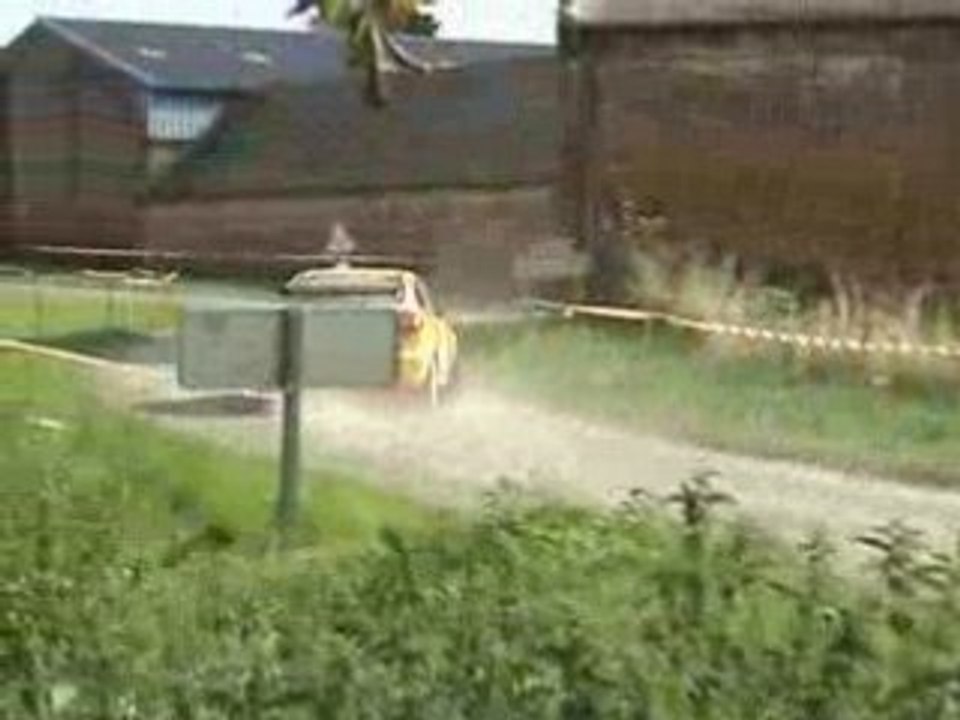 mégane St Quentin 08 - 01