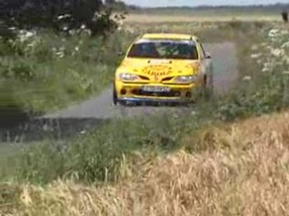 mégane St Quentin 08 - 02