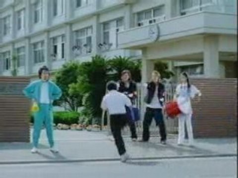 Kamenashi Kazuya et Akanishi Jin Pub Drink [CM]