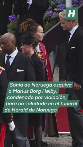 Sonia de Noruega esquiva a Marius Borg Høiby, condenado por violación, para no saludarle en el funeral de Harald de Noruega