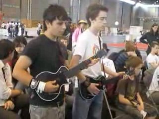 MaR-OnE & Meta-Link sur Guitar Hero à la Japan Expo